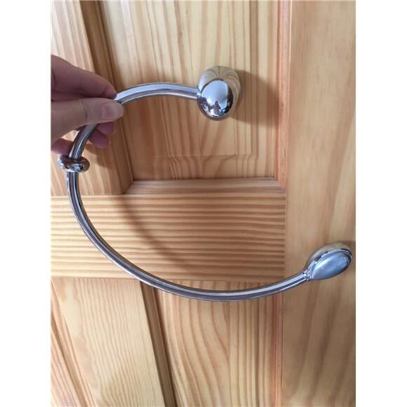 Towel hook, hanger in modern design in chrome - Picture 1 of 4